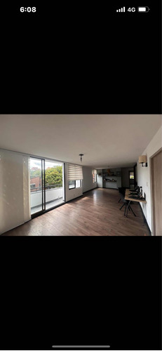 3 Habitaciones, 2 Baños , No Parqueadero , Amplio Espacioso