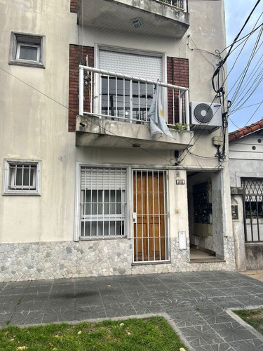 Departamento En Venta En Caseros