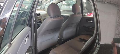 Volkswagen Fox 1.0 mi Trend 8v
