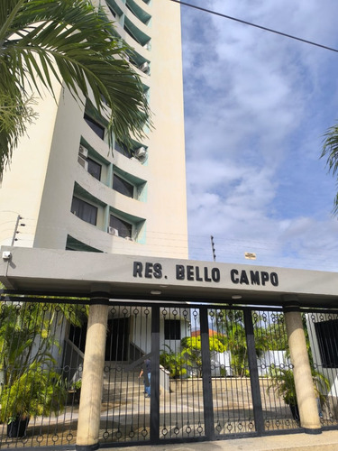 En Venta Apartamento Tipo Estudio En Mañongo Res. Bello Campo. Minerva K
