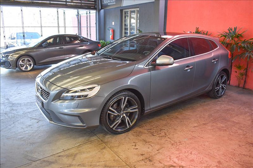 Volvo V40 2.0 t5 R-design