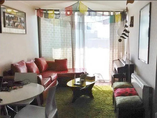 Departamento En Arriendo De 2 Dorm. En Av. Santa María