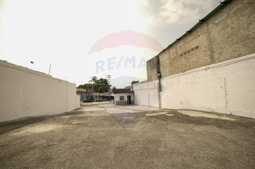 Imagen 2 de 14 de 138834 Anthony Marquez 0424-4338703 Venta Local En Valencia