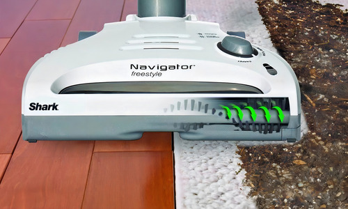 Aspiradora Inalámbrica Shark Sv1106 Navigator Freestyle Color Blanco