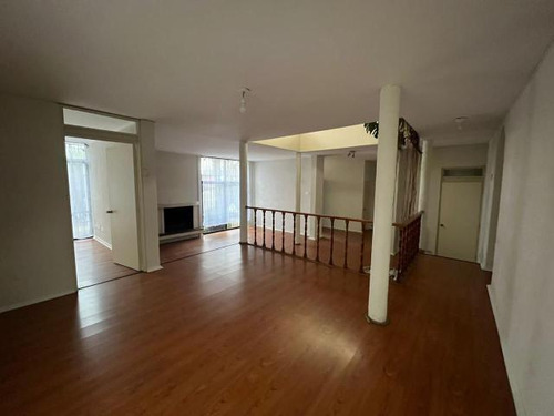 Casa Av. Cristóbal Colón/sta. Magdalena Sofía