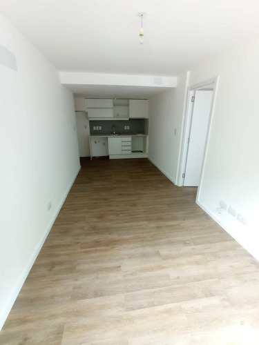 Imagen 6 de 16 de Cavia Esq Av. Brasil