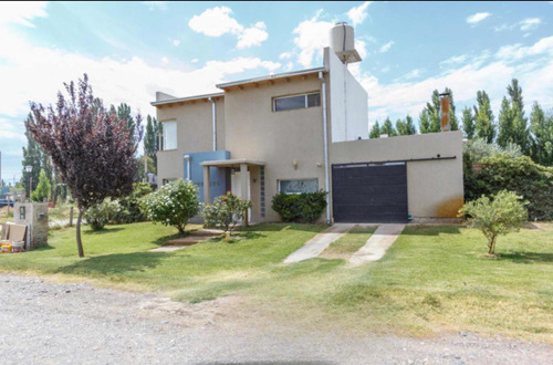 Casa B Privado - Neuquen C/pileta - Posible Permuta