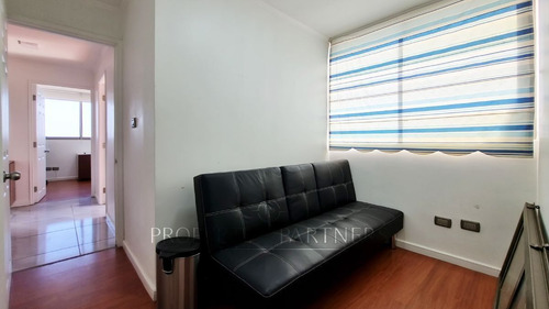 Cómodo Departamento Amoblado En Sector Sur