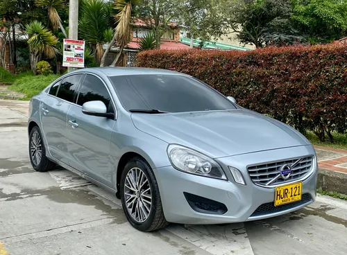 Volvo S60 2.0 T5
