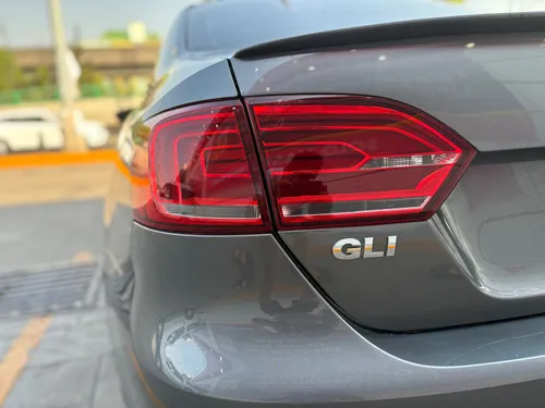 Volkswagen Jetta 2.0 Gli 30 Aniversario L4 T Nave At