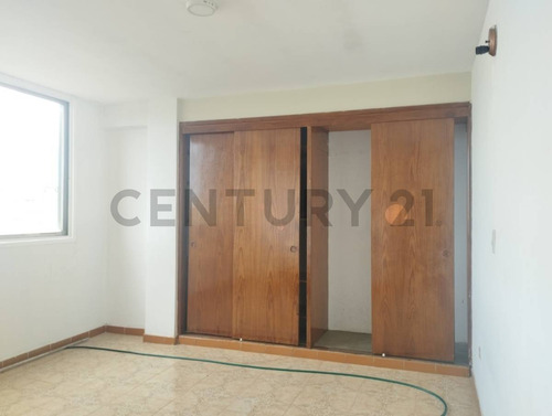 Amplio Y Cómodo Apartamento En Alquiler En Residencias Budapest