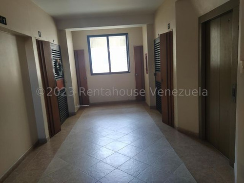 Imagen 3 de 30 de Apartamento En Venta Este De Barquisimeto Lara Rah. 23-19604 //invierta Seguro Con Rentahouse//
