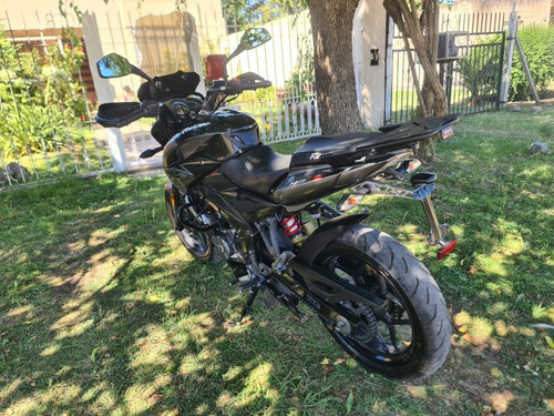 Imagen 5 de 12 de Bajaj Rouser Ns200fi