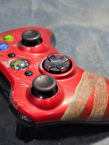 Control Inalambrico Xbox 360 I Edición Tomb Raider, Original Rojo (Reacondicionado)