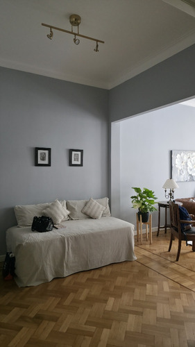 Departamento Piso Recoleta 3 Ambientes Con Dependencia