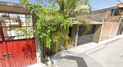 Casa De Recuperación Bancaria En Calle Paseo De La Normal, Col. Gabriel Tepepa, Cuautla, Morelos. ¡no Se Aceptan Créditos!