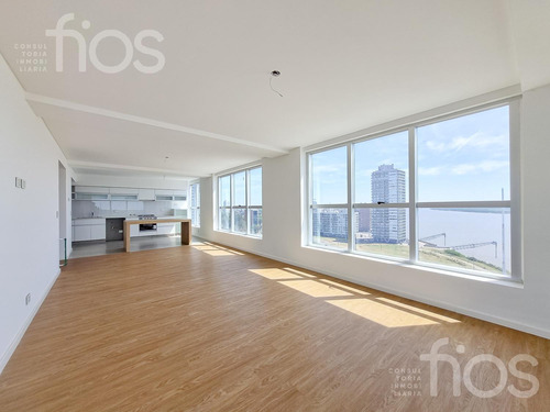 Venta Departamento De Tres Dormitorios Con Balcon, Cochera Doble Y Amenities En Puerto Norte