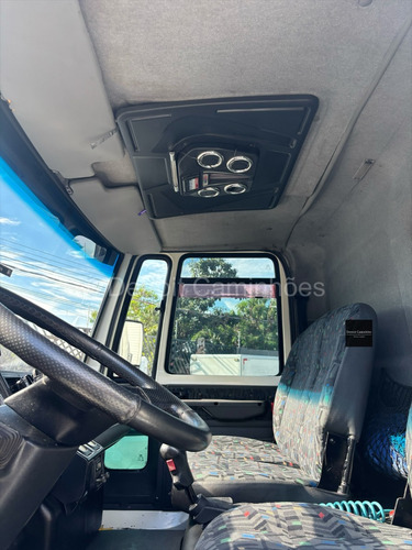 Ford Cargo 2422 2011 Baú Furgão Revisado