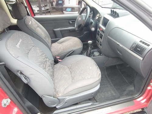Fiat Strada 1.8 MPI ADVENTURE CE 8V FLEX 2P MANUAL