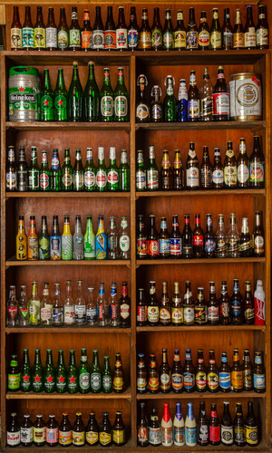 Colección De Botellas Cerveza Para Decoración