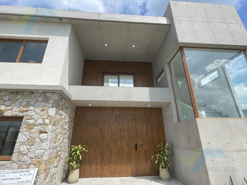 Casa En San Sebastian Laguna