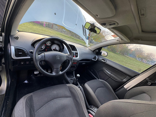 Peugeot 207 1.6 Feline 106cv