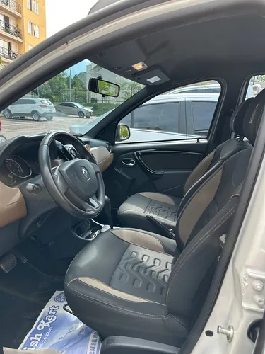 Renault Duster Dakar 2.0 Automática 4x2 Blanca 2017