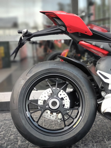 Imagen 15 de 25 de Ducati Panigale V4s - No Bmw S1000rr, No Panigale V4! Gf