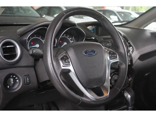Fiesta Sedan Titanium 1.6 16v Flex Aut.