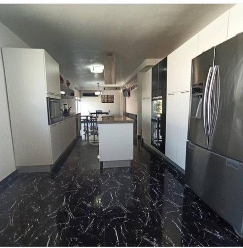 Imagen 3 de 13 de Gabriel Rivas Vende Casa En Urb. Las Mercedes San Diego Cod: Foc-978