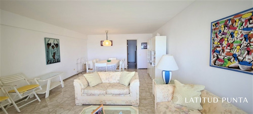 Imagen 7 de 22 de Apartamento Con Vista Al Puerto