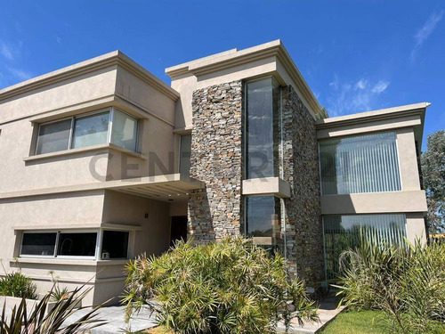 Casa En Venta Altos De Brandsen