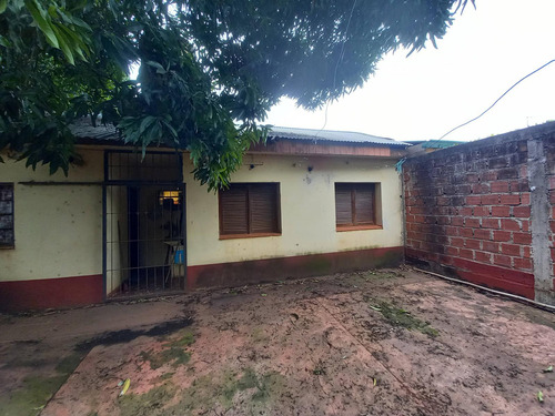 Casa Sobre Av. En Posadas