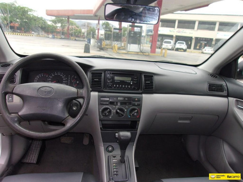 Toyota Corolla Sedan
