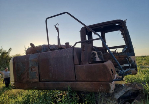 Excavadora Komatsu Pc200 Siniestrada Chasis Motor Cabina