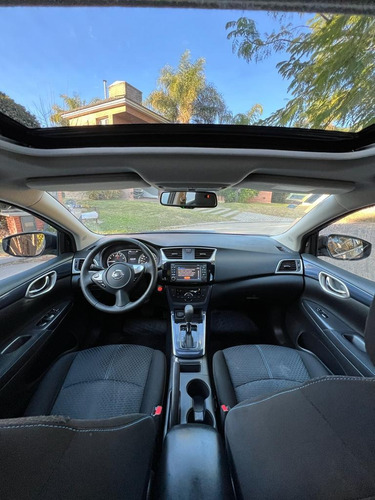 Imagen 10 de 18 de Nissan Sentra 2018 2.0 Sr