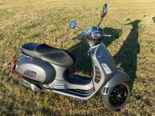 Vespa 300 Gts Super Sport