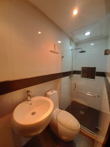 Imagen 20 de 28 de Imponente Apartamento De Lujo Urb La Trigaleña Jc-lp
