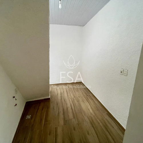 Alquiler Casa Ph 2 Dormitorios Azotea Uso Exclusivo Pocitos Montevideo St