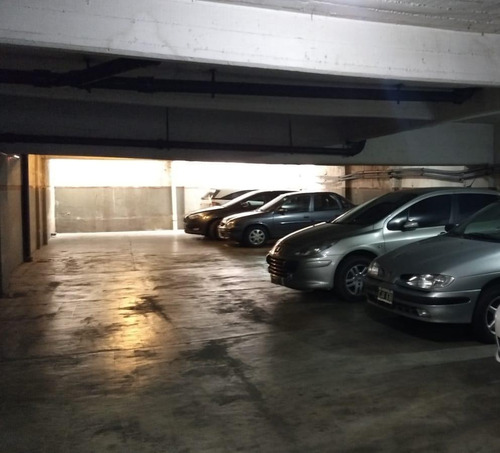 Imagen 3 de 4 de Cochera Fija - Venta - Floresta