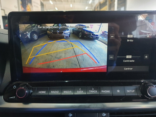 Imagen 13 de 14 de Kia Forte 2021 2.0 Hb Ex Mt