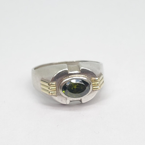 Imagen 2 de 6 de Anillo Plata Y Oro Con Piedra Ovalada Verde