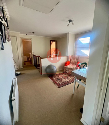 Casa En Venta De 4 Dorm. En Temuco