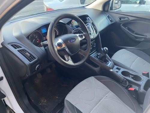Imagen 5 de 14 de Ford Focus Iii 2015 2.0 Se 5 Puertas Orq Peu