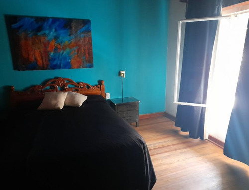 Casa En Venta - 3 Dormitorios 1 Baño Cochera -306 Mts2 - Avellaneda, Buenos Aires