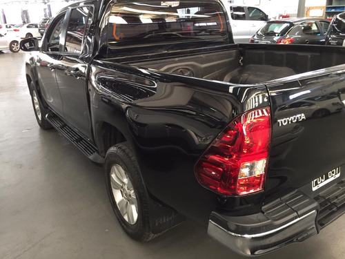 Toyota Hilux 2.8 Cd Srv Pack 177cv 4x2 2016