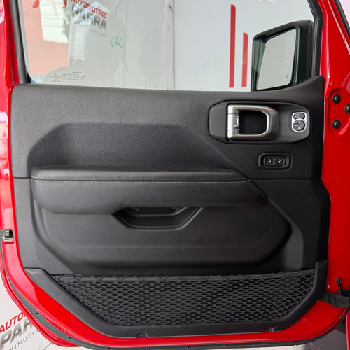 Jeep Wrangler 3.6 Unlimited Sahara Winter Edition 4x4 At