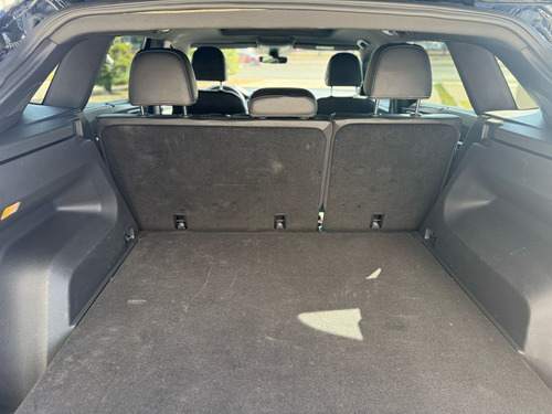 Volkswagen Cross Sport 3.6 Fsi V6 R-Line Auto 4Wd