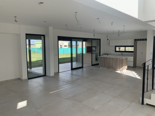 Imagen 7 de 21 de Gran Casa 5 Amb A Estrenar En Santa Ines