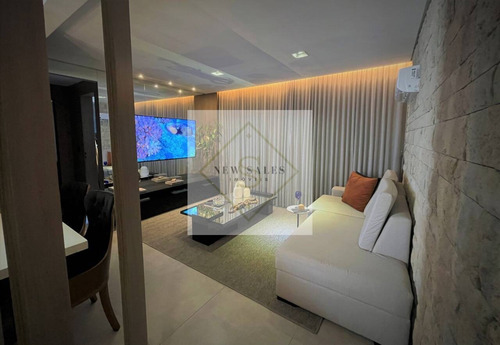 Imagem 2 de 15 de Apartamento 2 Quartos 1 Suíte, Totalmente Decorado, Porteira Fechada - 7978